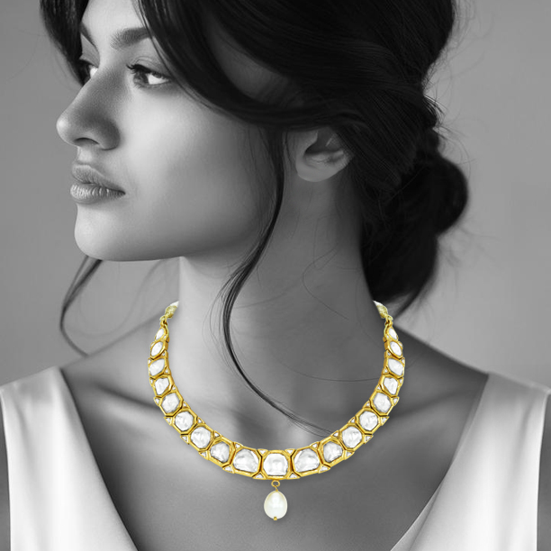 Polki Necklace with Gold Frame and Central Pearl Drop